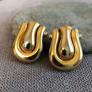 Door Knocker Vintage Gold Tone Clip Earrings Signed Erwin Pearl  (E21)